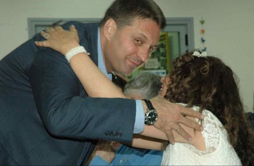 משורר בעירו - בית הסופר מודיעין עם חיים ביבס